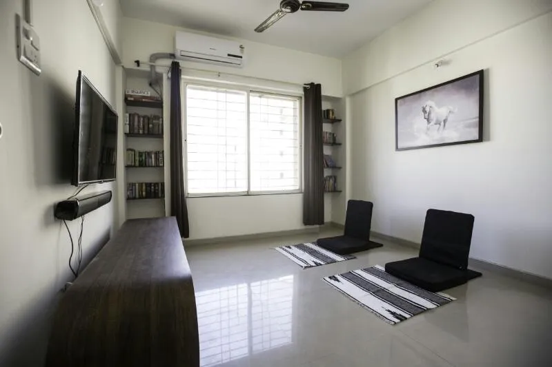Comfortable patient room at Zorba Care rehab center